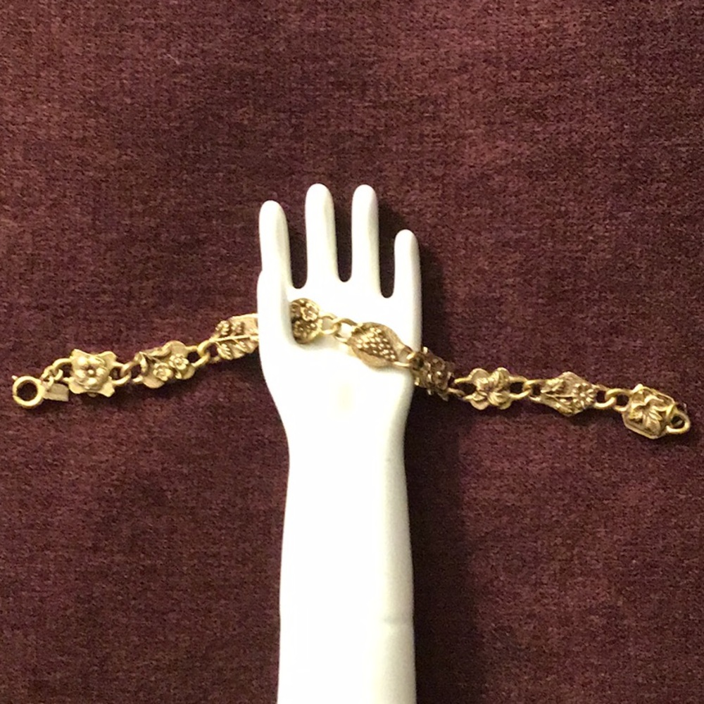 Bracelet - Picture 3 of 8